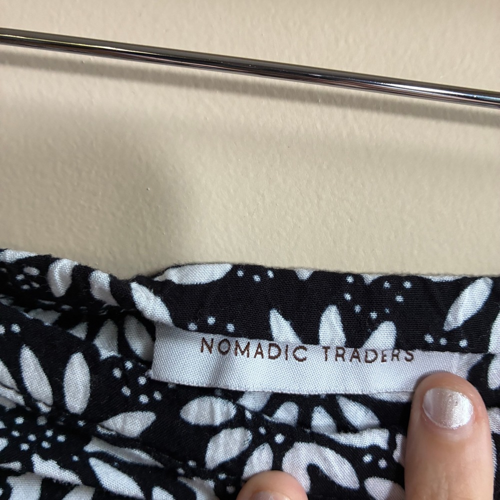 Nomadic Traders Floral Ruffle Hem Skirt XL Black White Womens Daisy Print - Picture 3 of 5